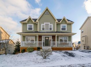 833 Basinview Dr, Bedford, NS B4A 3N4