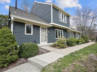 120 Village Dr, Basking Ridge, NJ 07920