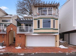 269 Front St, Perth Amboy, NJ 08861