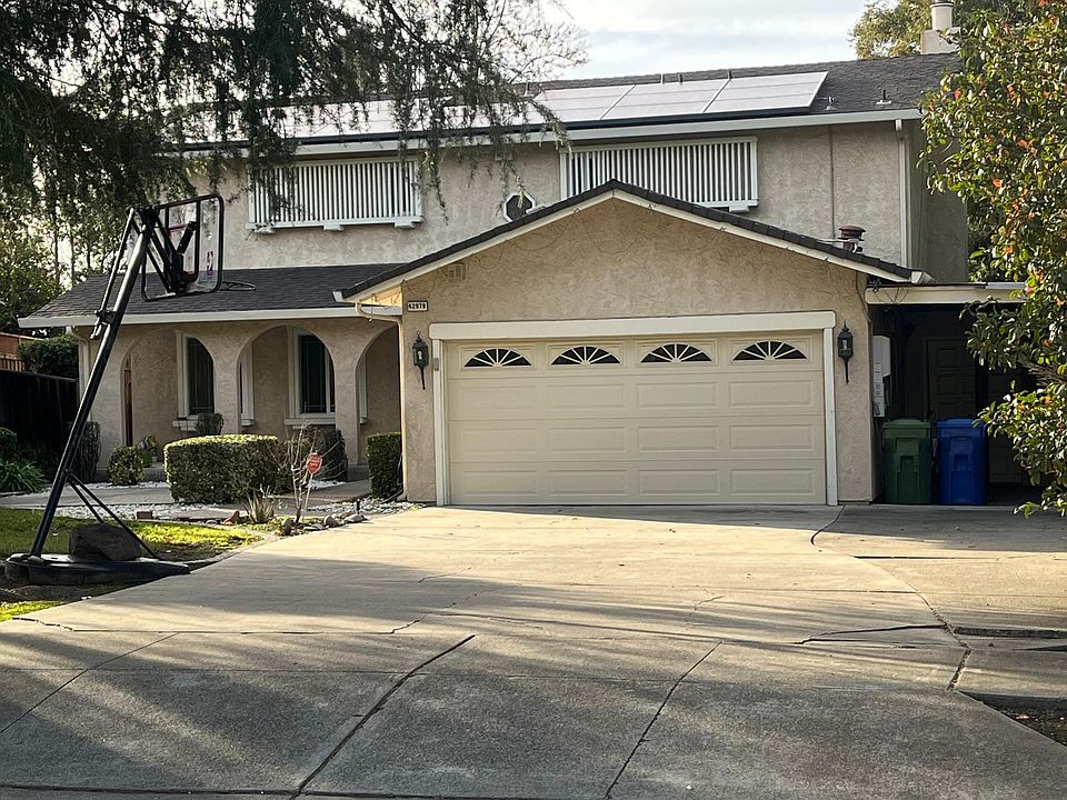 1st image of 42979 Nido Ct