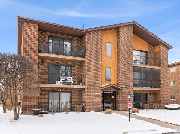15718 Revere Ct APT A, Oak Forest, IL 60452