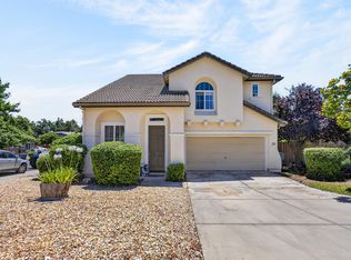 4111 Blossomwood Ct, Rocklin, CA 95677