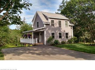 8 Meadow Cove Rd, Boothbay, ME 04544