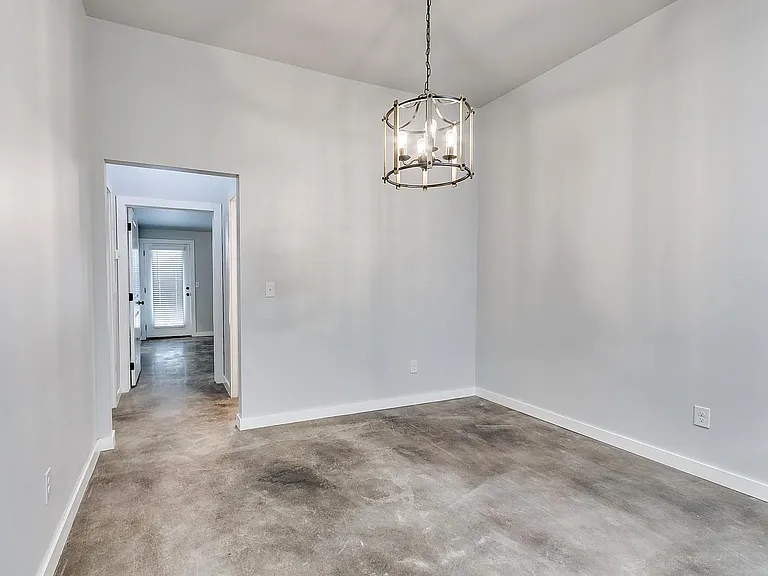 935 Coles Creek Ln #935 — Photo 10