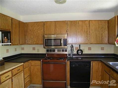 5th image of 203 Rolling Meadow Dr
