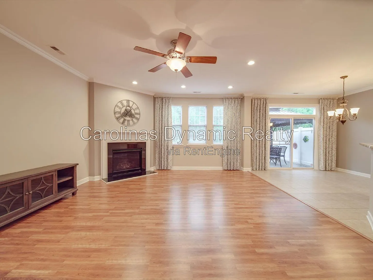 3 bed, 2.5 bath, 1875 sqft, $2,550 — Photo 3