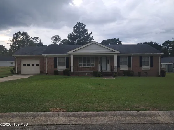 808 Arrow Drive, Kinston, NC 28501