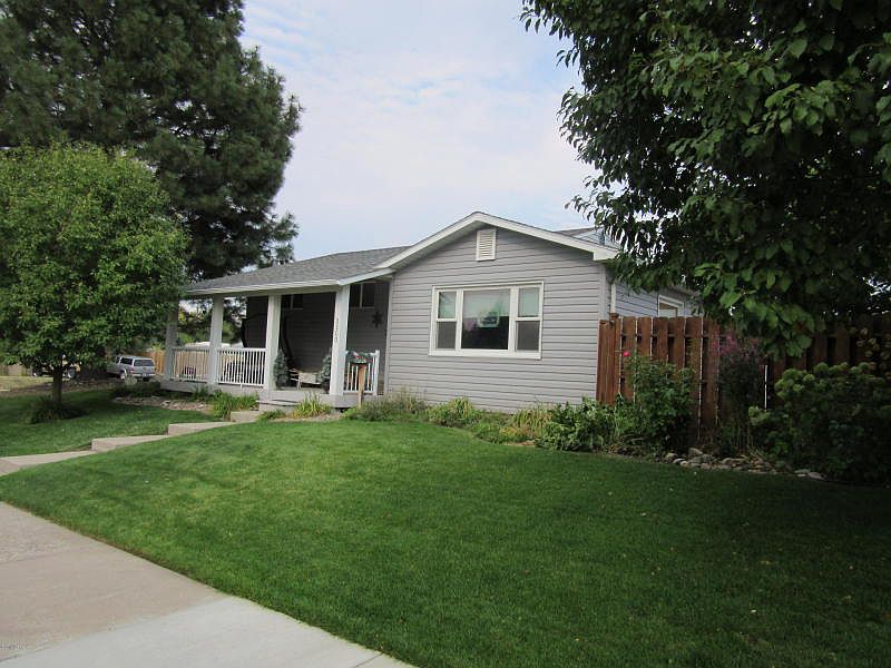 1st image of 2200 7th Ave S