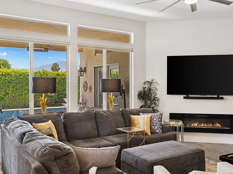 80149 Royal Birkdale Dr — Photo 2