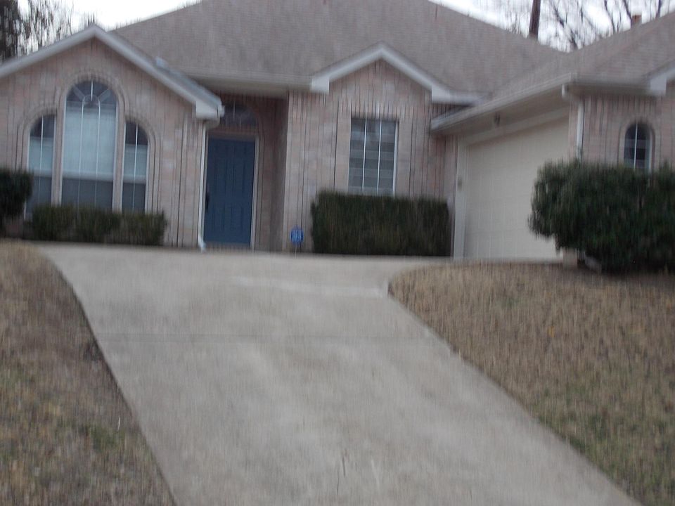 1st image of 522 Jeff Grimes Blvd