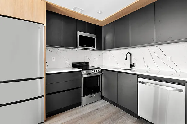 Rented by REAL New York | media 10