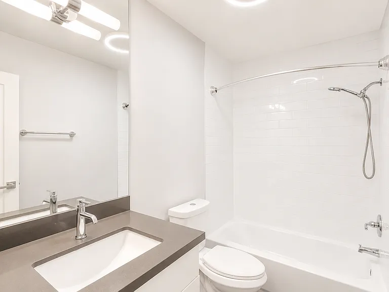 4195 S Garth Ave #6 — Photo 11