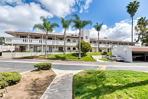 Altura Villas - 55+ Senior Apartments Photo 1