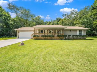 17219 Woodside Ln, Three Rivers, MI 49093