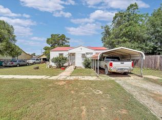 613 N 1st St, Crowell, TX 79227