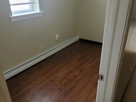 2nd image of 4150 W 13th St APT 3I