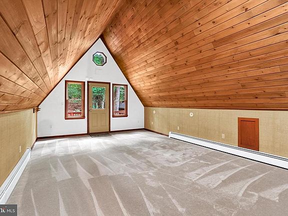 5th image of 430 Pines Rd