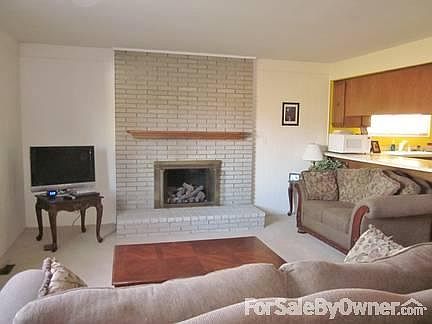 2nd image of 42058 Bay Ct