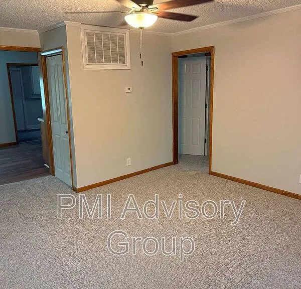 2706 SE Kentucky Ave — Photo 13