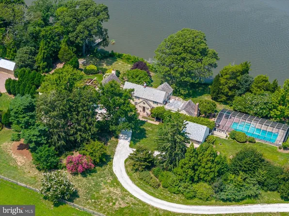 24 Back Neck Rd, Bridgeton, NJ 08302