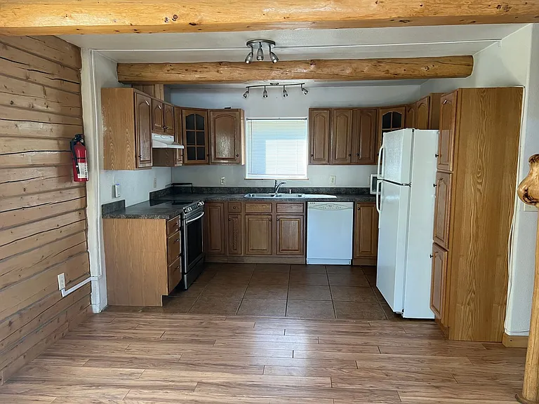 3631 Redstone Rd — Photo 13