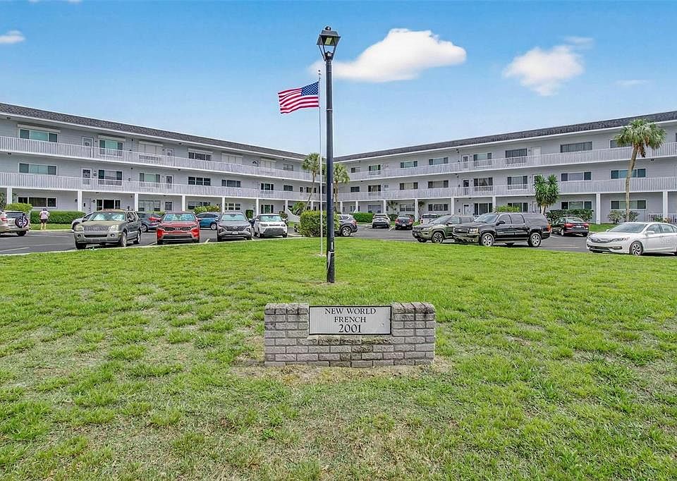 1st image of 2001 World Parkway Blvd APT 3