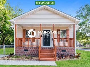 1007 W Anderson St, Selma, NC 27576