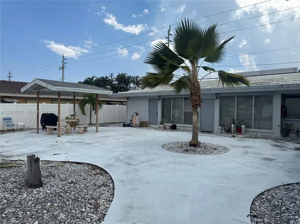 2716 NE 32nd St Unit 5, Fort Lauderdale, FL 33306