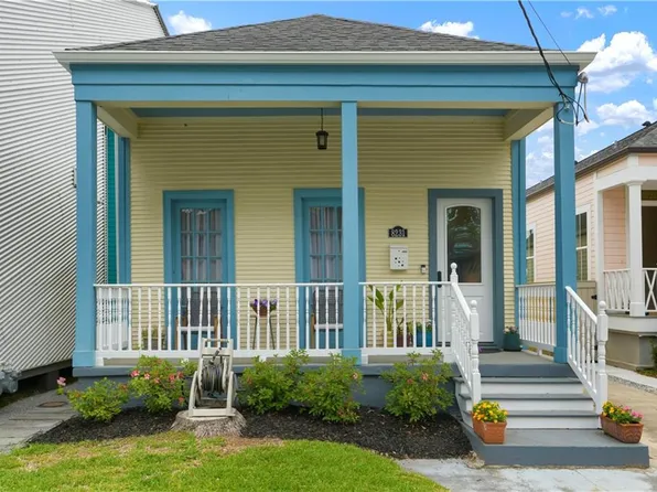 8231 Hickory St, New Orleans, LA 70118