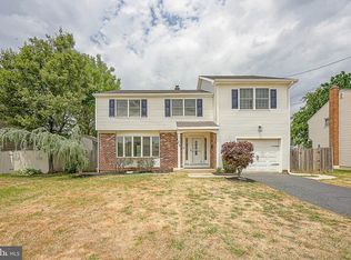 315 Monroe Ave, Beverly, NJ 08010