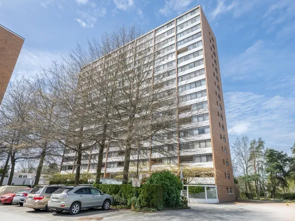 6611 Minoru Blvd #508, Richmond, BC V6Y 1Y9