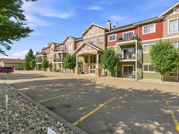 2nd image of 4922 52nd St #111