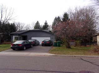 3095 Thunder Bay Rd, Little Canada, MN 55117