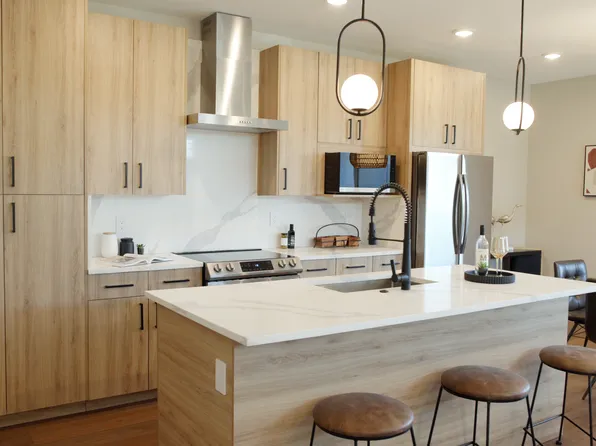 840 W Pecos Rd #2, Chandler, AZ 85225