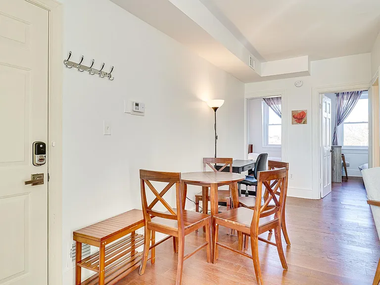 409 Constitution Ave NE #4 — Photo 5