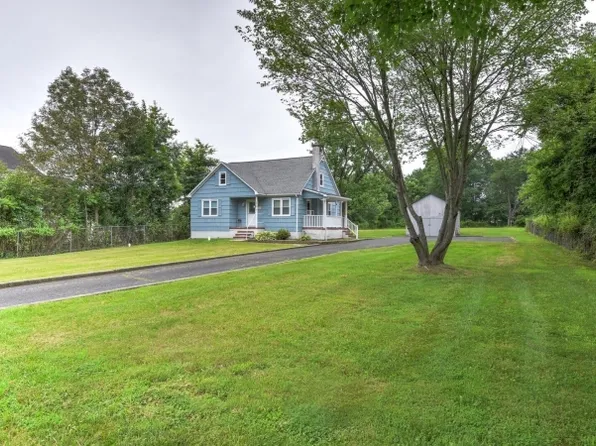 107 Pearl St, Bridgewater Twp., NJ 08807