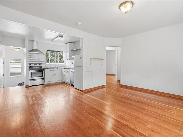 5922 N Albina Ave #5 — Photo 5