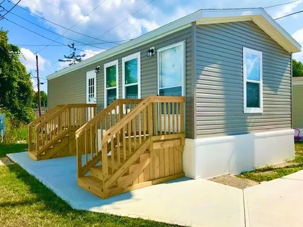 8001 Hamilton Ave Trailer 5, Cincinnati, OH 45231