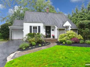 408 Eton Ct, Ridgewood, NJ 07450