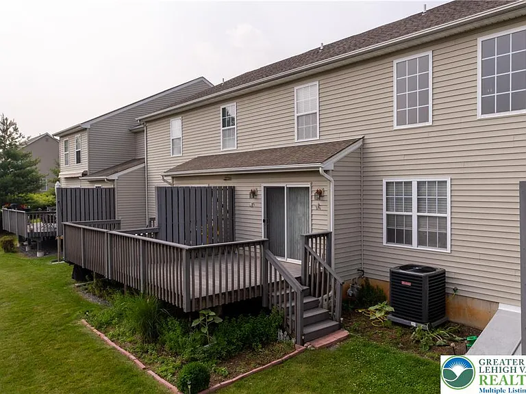 4136 Coleman St — Photo 32