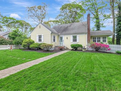 18 Pine Hill Road, Port Jefferson, NY, 11777