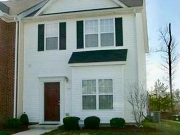 108 Queensberry Ct, Greensboro, NC 27405