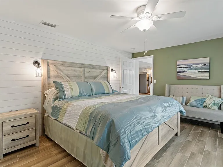 1675 Blakemore Ln — Photo 20