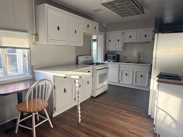 107 W Main St #B
