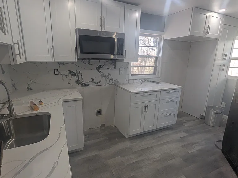 540 W 7th Ave — Photo 5