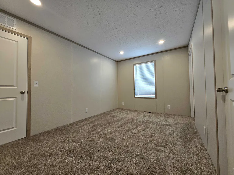29800 Guilford Cir #209 — Photo 13
