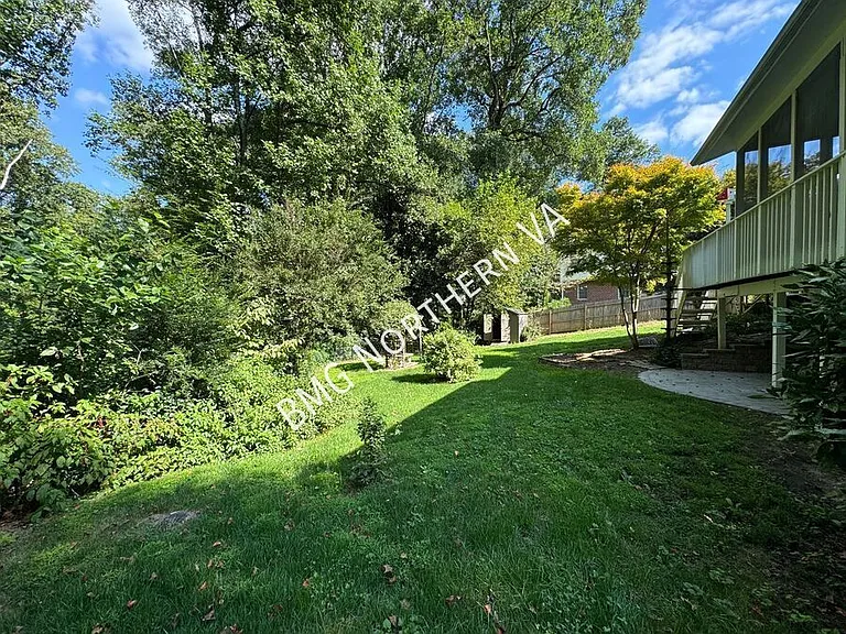 5406 Gainsborough Dr — Photo 34