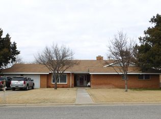 1906 W Avenue H, Muleshoe, TX 79347