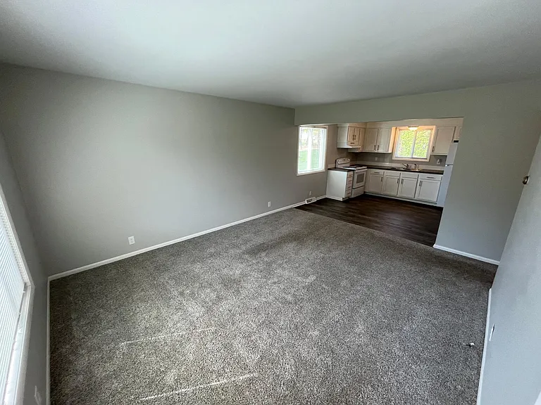 2547 Plymouth Rock Ave — Photo 3