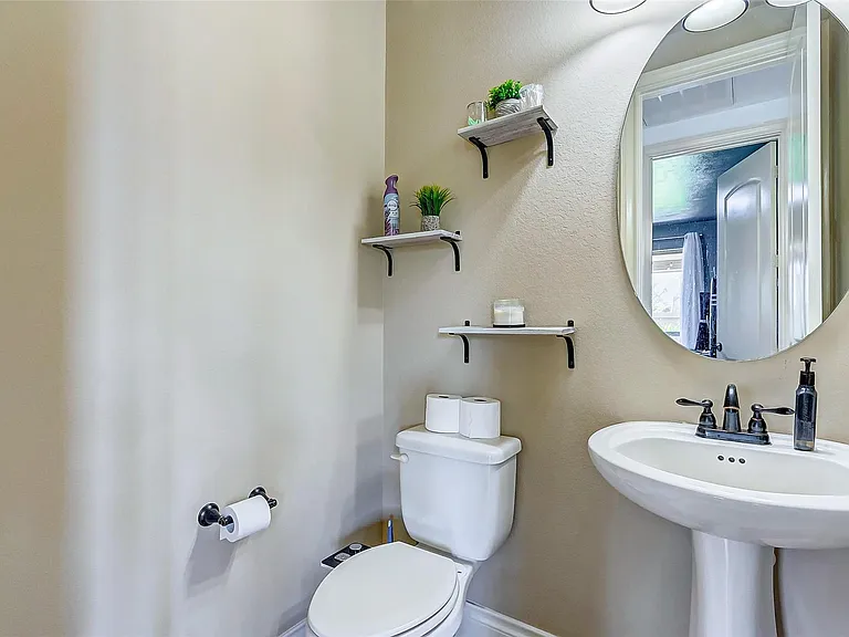 16214 Canova Hill Ln — Photo 20